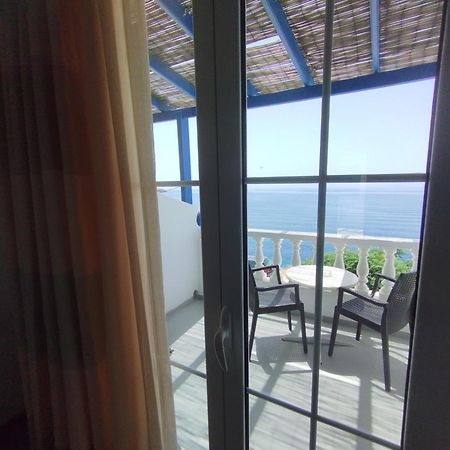 Marisini Sea View Aparthotel Batsíon Exterior foto