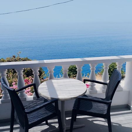 Marisini Sea View Aparthotel Batsíon Exterior foto