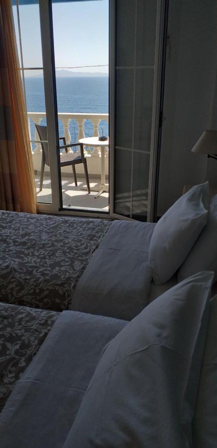 Marisini Sea View Aparthotel Batsíon Exterior foto